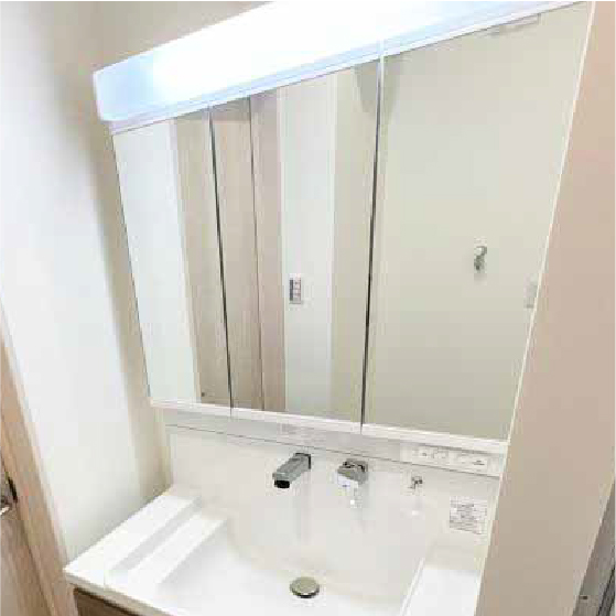 三面鏡付独立洗面台